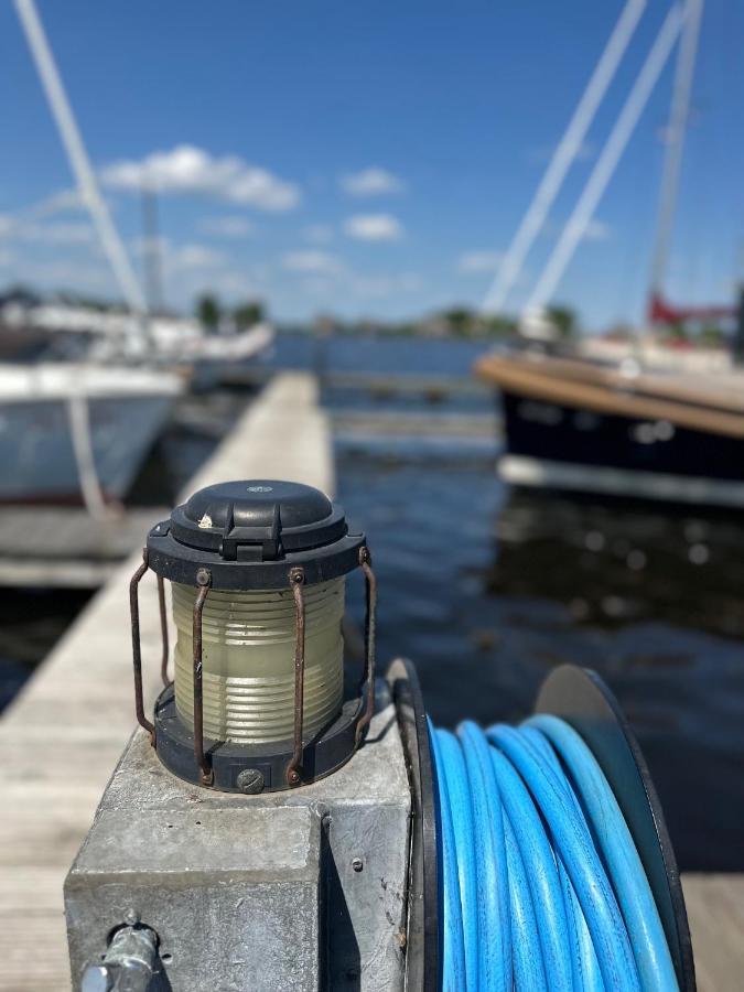 Gezellige Stacaravan Met Groot, Zonnig Terras! Belt-Schutsloot Esterno foto